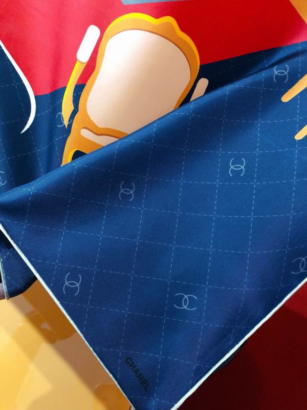 Chanel silk scarf 90X90cm E32 (21)